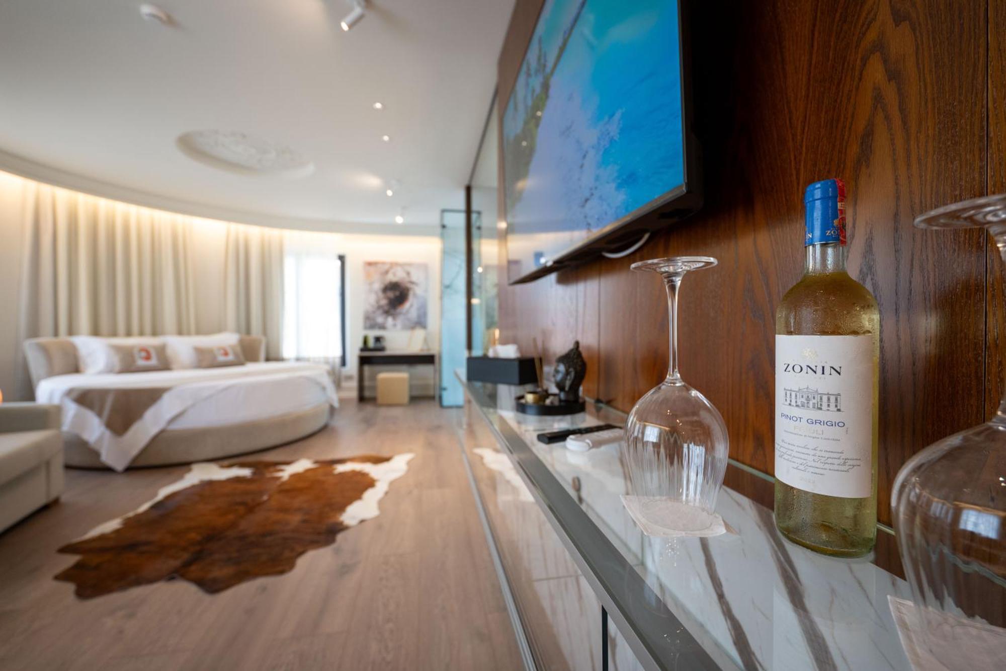 The Collector Hotel Boutique Sarandë Eksteriør billede
